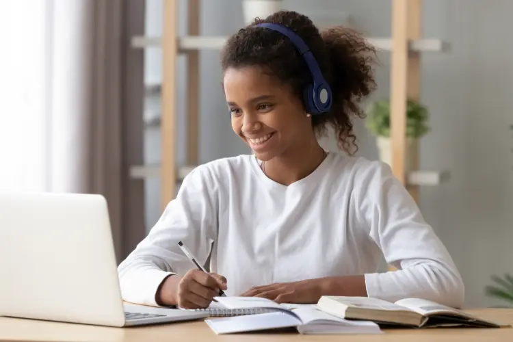 Designing Online Success for Special Populations: Counselor Version
