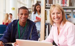 What are best practices for mentoring online students?